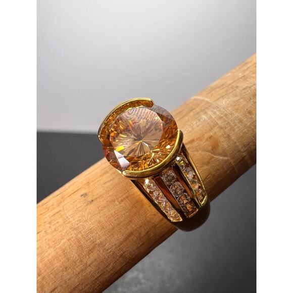 Champagne and white CZ gold over sterling ring size 8 - Picture 2 of 11